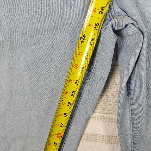 Levi’s Light Wash Distressed High Waisted Mom Jeans Size 29 - Picture 5 of 11